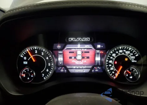 2022 Ram 1500 Laramie из США, поврежденный, VIN 1C6SRFJT5NN332740